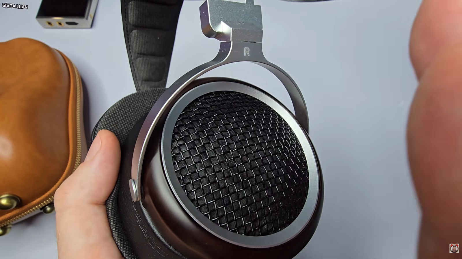 Video review thumbnail